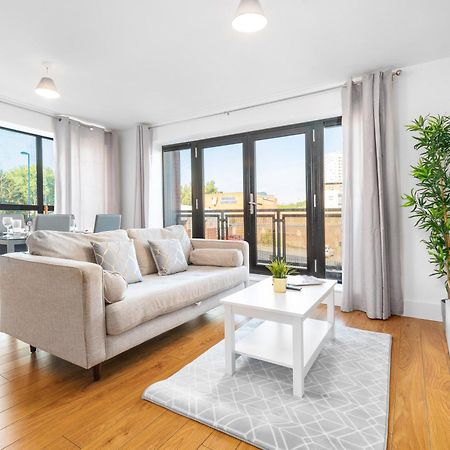 Stylish Birmingham City Centre - 2 Bed - Secure Parking - 5Ac מראה חיצוני תמונה