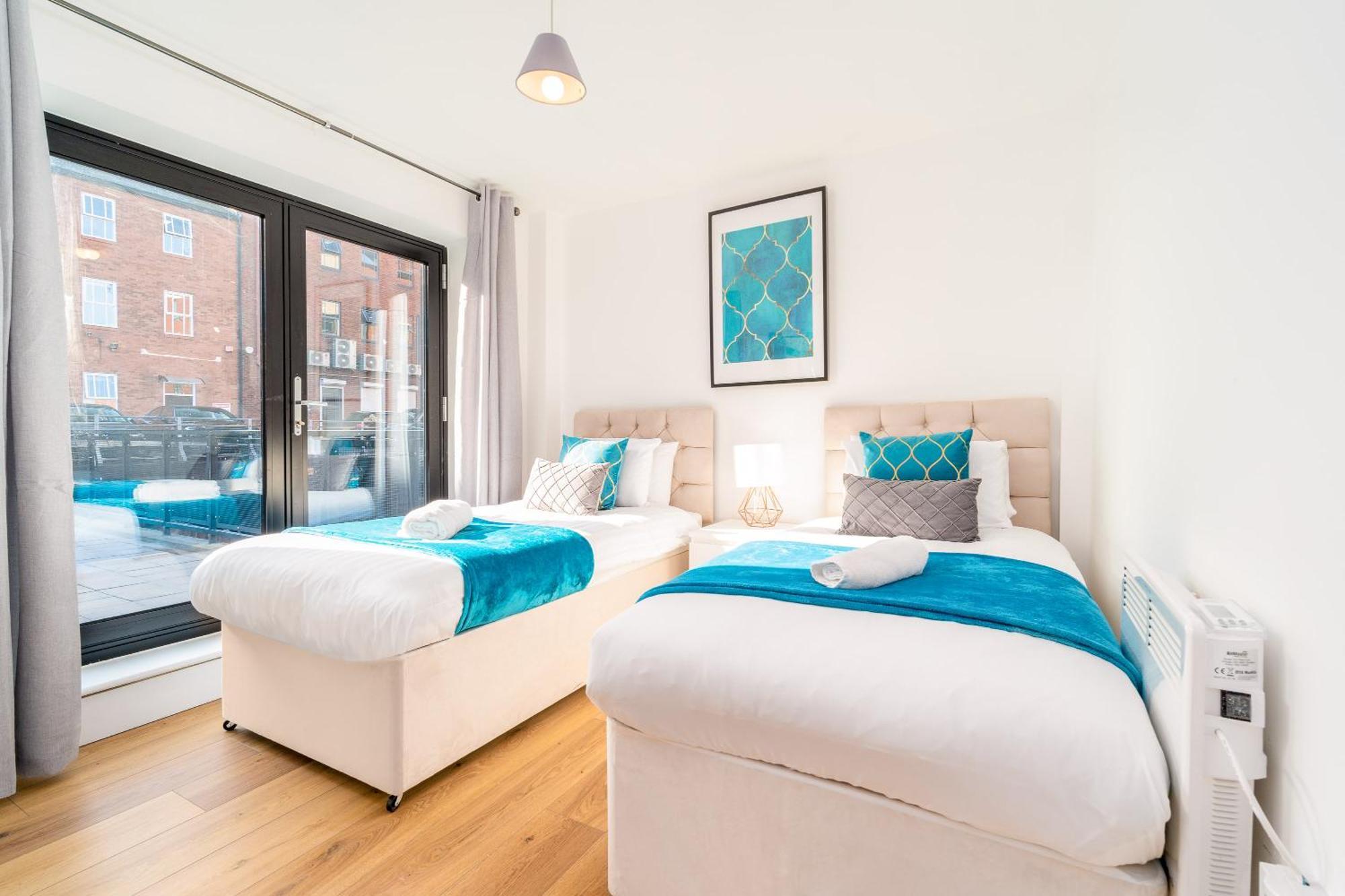 Stylish Birmingham City Centre - 2 Bed - Secure Parking - 5Ac מראה חיצוני תמונה