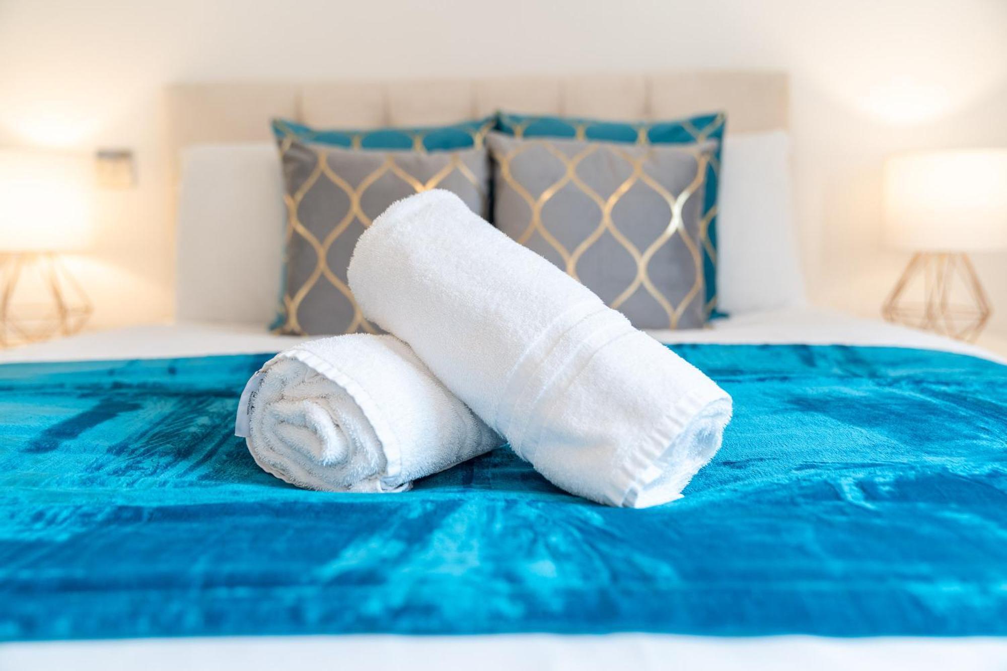 Stylish Birmingham City Centre - 2 Bed - Secure Parking - 5Ac מראה חיצוני תמונה