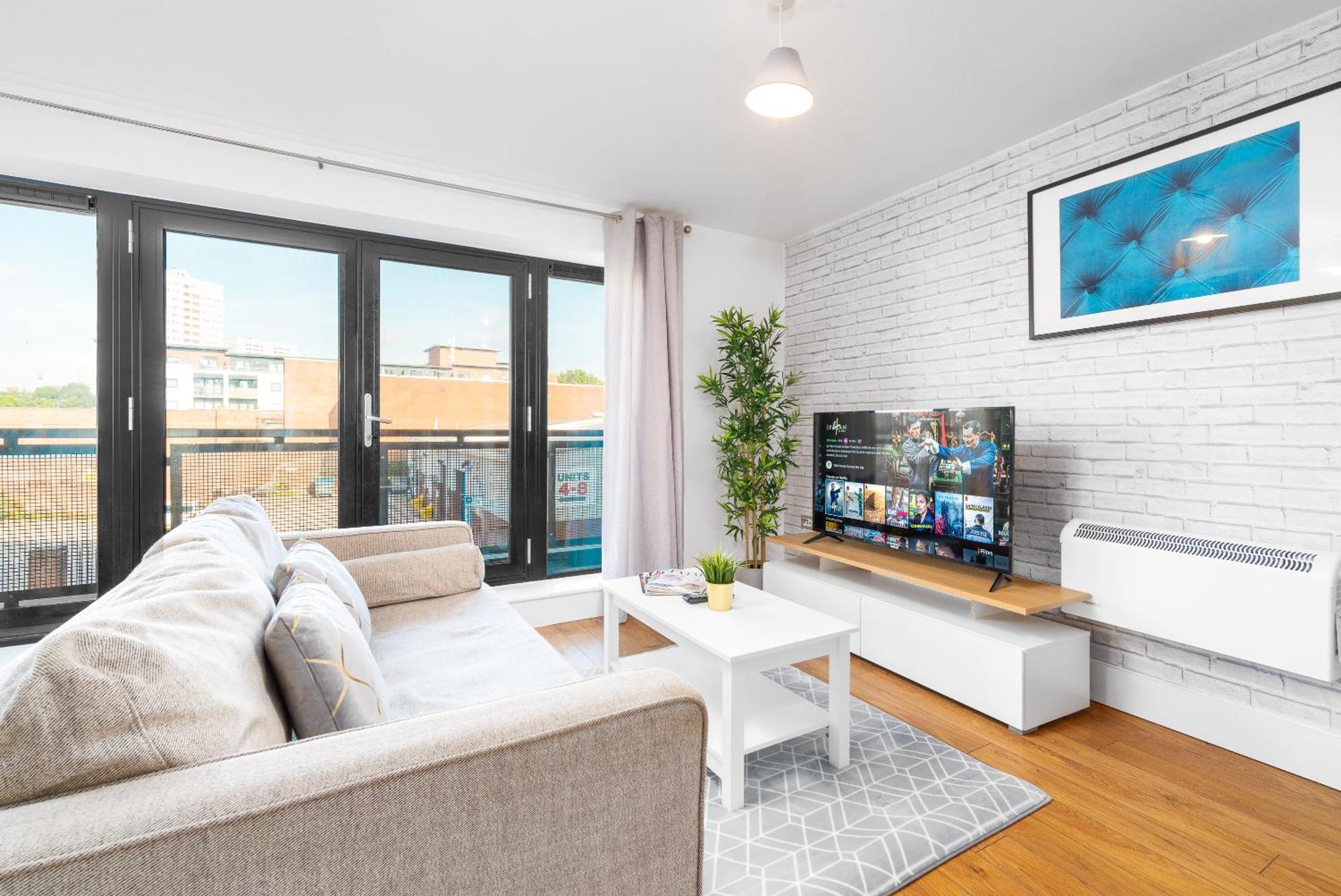 Stylish Birmingham City Centre - 2 Bed - Secure Parking - 5Ac מראה חיצוני תמונה